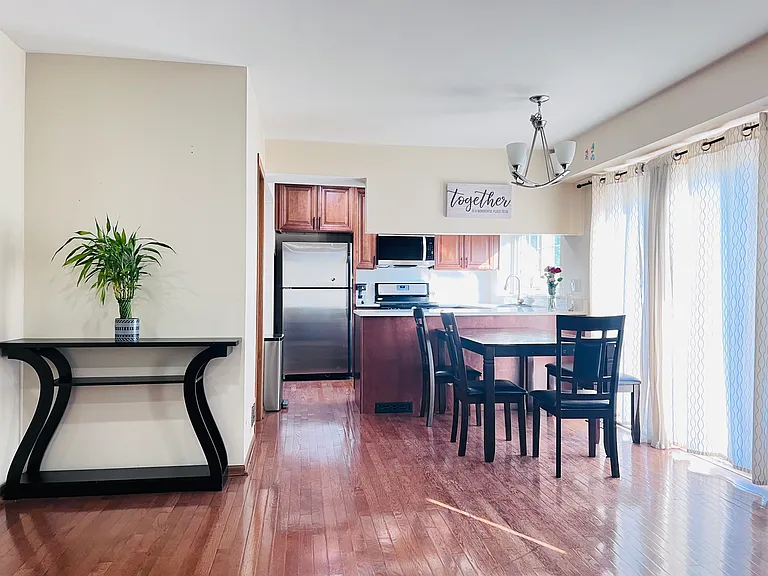4576 N Sapphire Dr — Photo 5