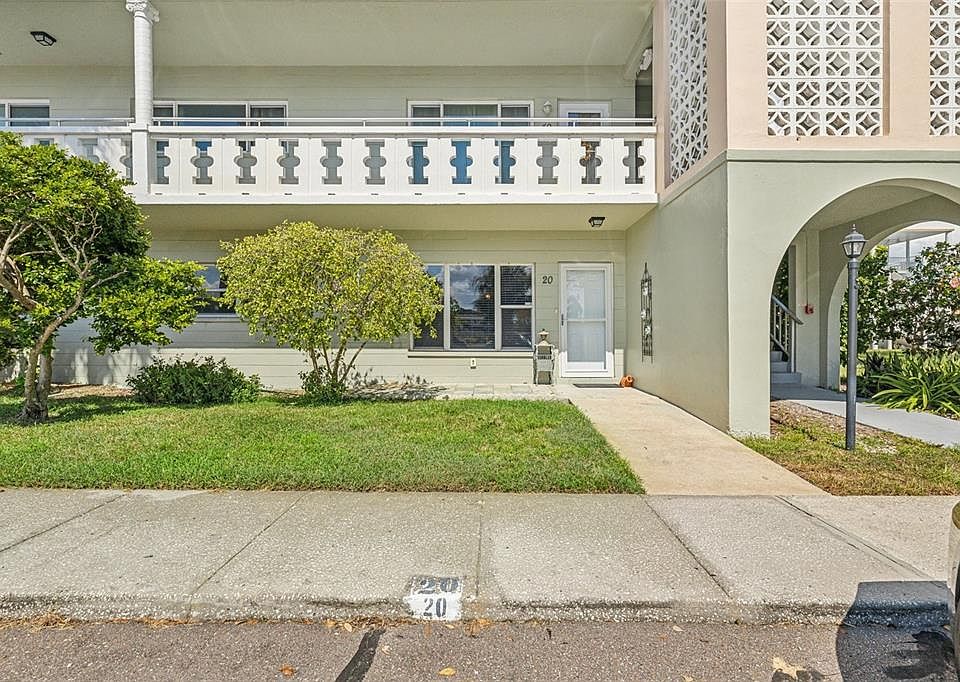 1st image of 2400 Columbia Dr APT 20