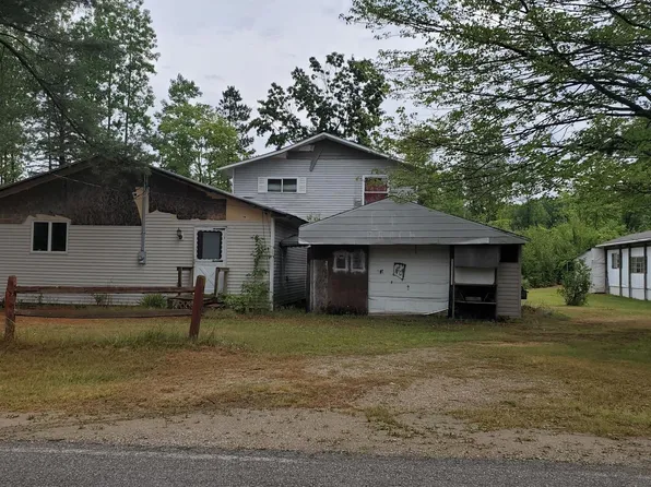 9185 S Cook Ave, Lake, MI 48632