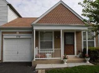 772 Asbury Dr, Glendale Heights, IL 60139