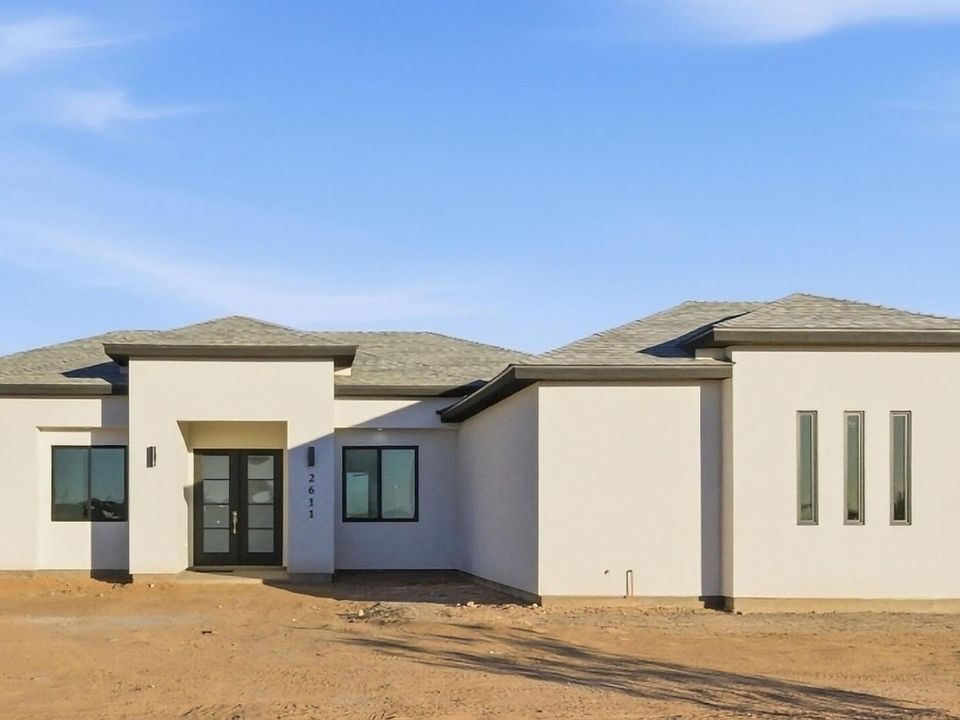 1st image of 2611 S 305TH Avenue