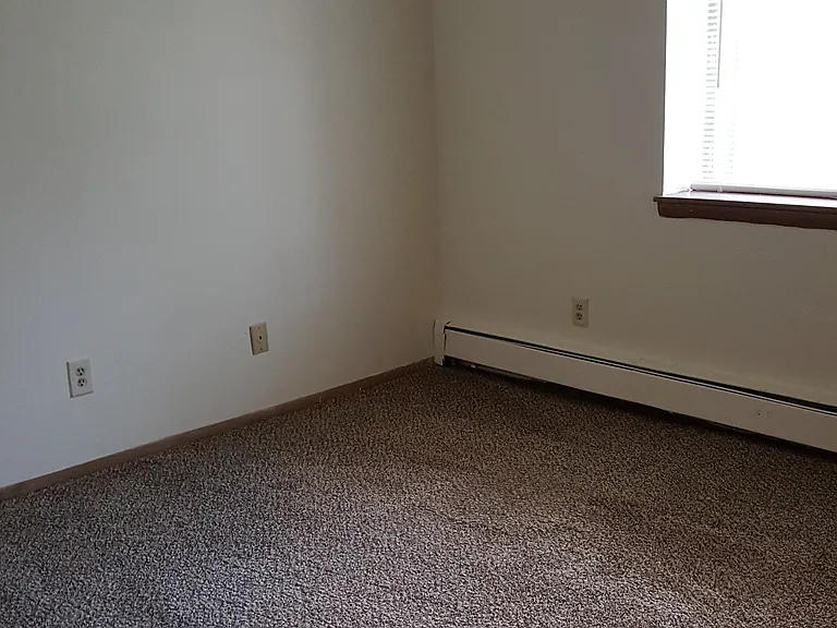 2505 N Frederick Ave — Photo 15