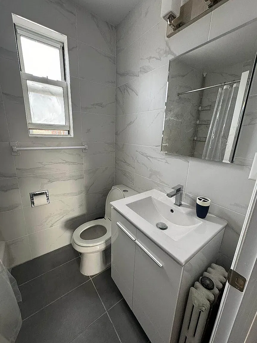 83-10 Lefferts Boulevard — Photo 3