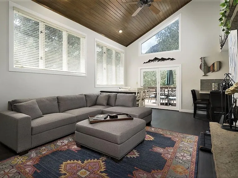 604 Little Chief Way #A — Photo 3