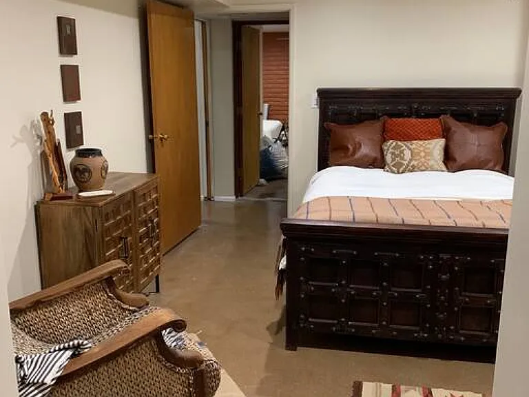 Guest Fourth Bedroom