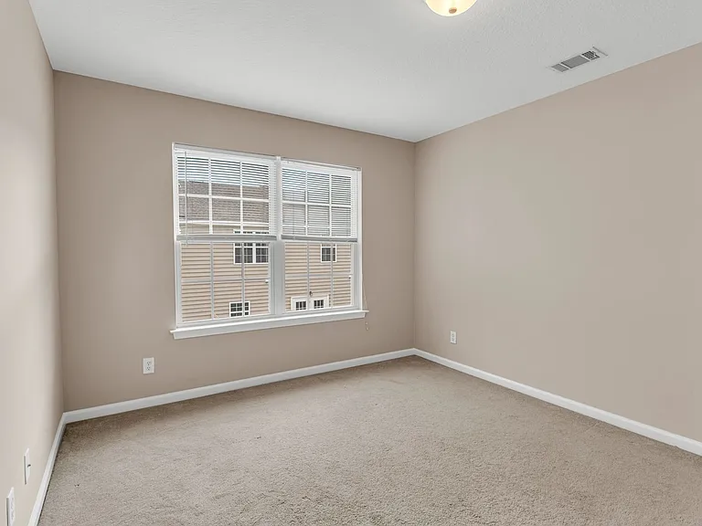 13 Cypress Ln — Photo 19