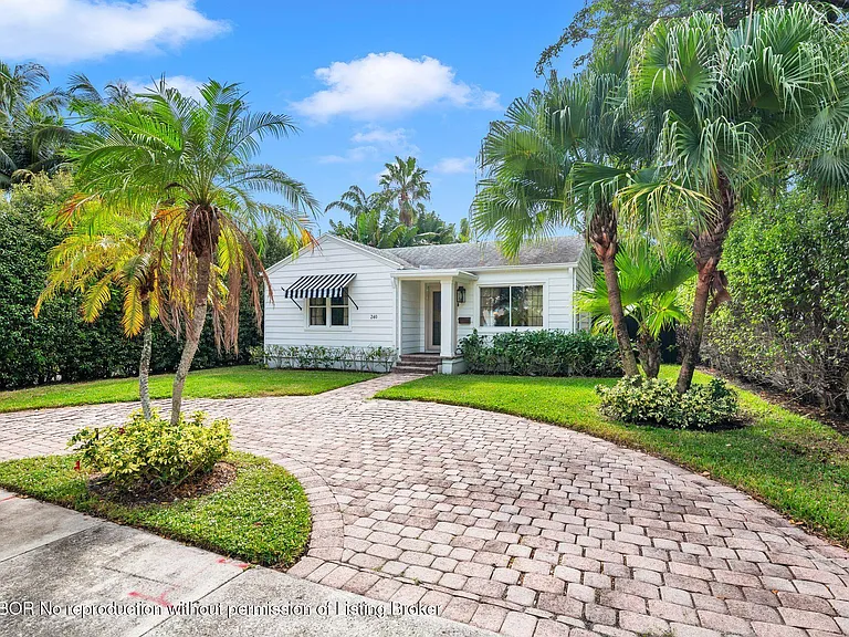 240 Almeria Rd — Photo 1