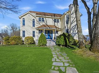 39 Memorial Boulevard, East Moriches, NY 11940