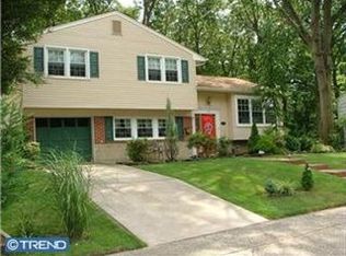 211 Shady Ln, Turnersville, NJ 08012