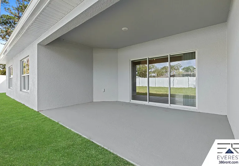 67 Brewster Ln — Photo 32