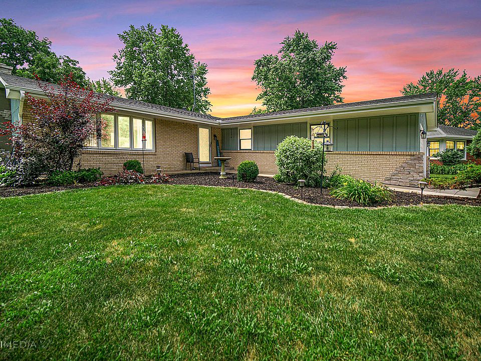 1st image of 24651 E Pleasant Ct