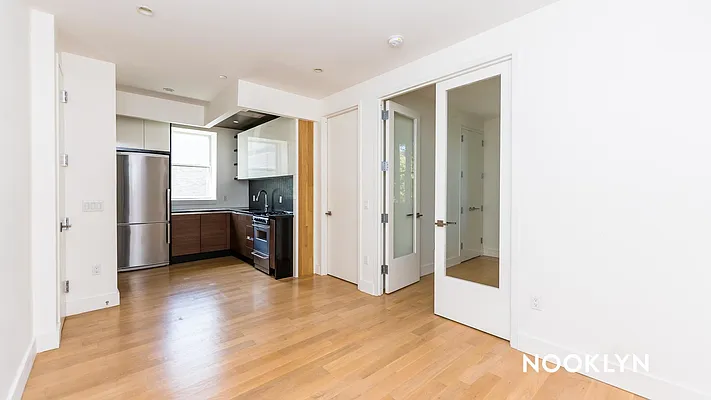 Rented by Nooklyn NYC LLC | media 17