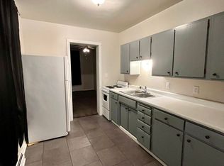 1000 4th St NW #2, Waverly, IA 50677
