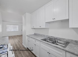 1375 Temple Ave APT 6, Long Beach, CA 90804
