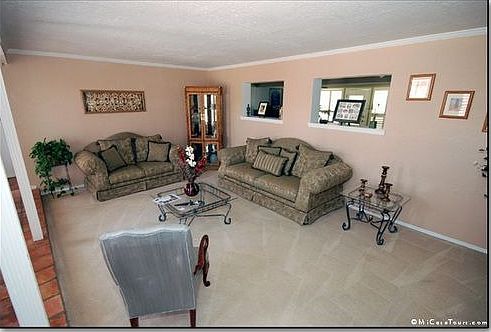 Formal living