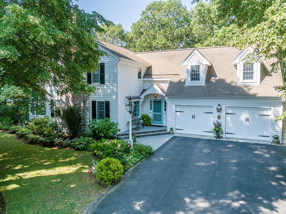 1st image of 15 Long Pond Circle