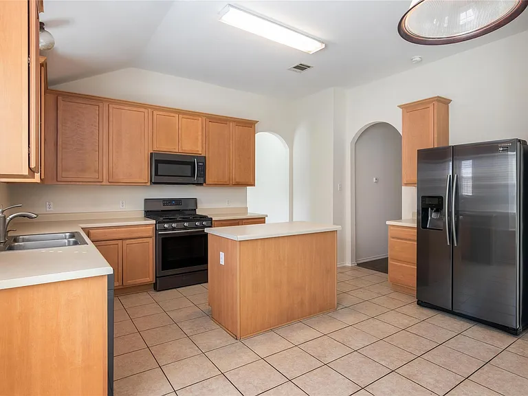 1117 Alexandria Way — Photo 13
