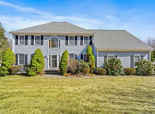 15 Winterberry Dr, Franklin, MA 02038