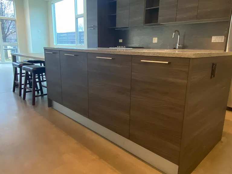 435 W Hobbie St — Photo 8