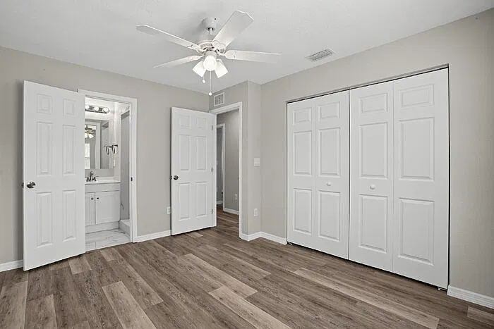 3 bed, 2.0 bath, 947 sqft, $2,295 — Photo 4
