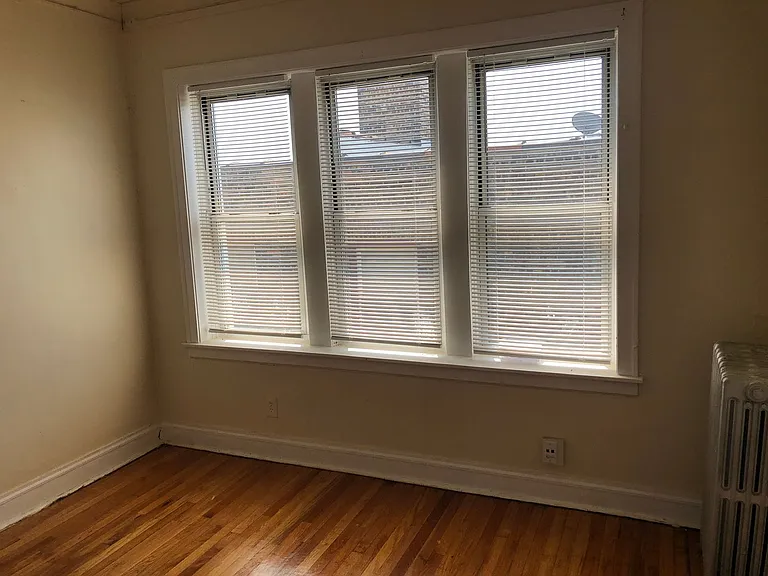 6315 S California Ave — Photo 17