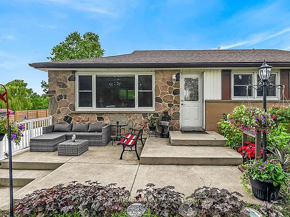5th image of 7344 Dickenson Rd E