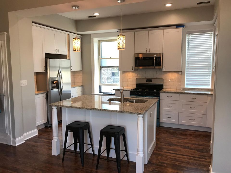 1st image of 4845 N Winchester Ave #3