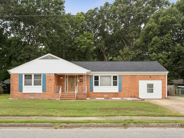 216 Watkins Dr, Hampton, VA 23669