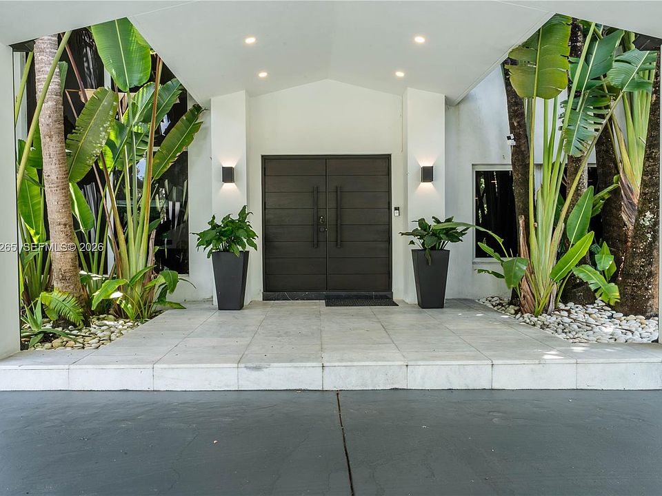 9715 SW 89th Ct, Miami, FL 33176 | MLS #A12018265 | Zillow
