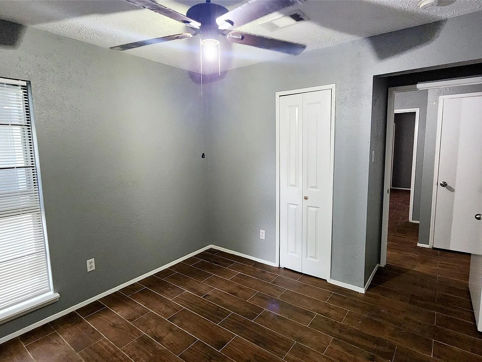 3 bed, 2.0 bath, 1451 sqft, $1,750 — Photo 4