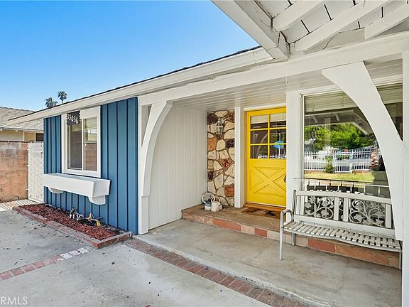 2nd image of 13036 Magnolia Blvd