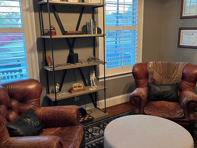 824 Kestrel Dr — Photo 5
