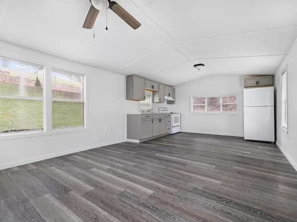 141 Renfro Rd, Elizabethton, TN 37643
