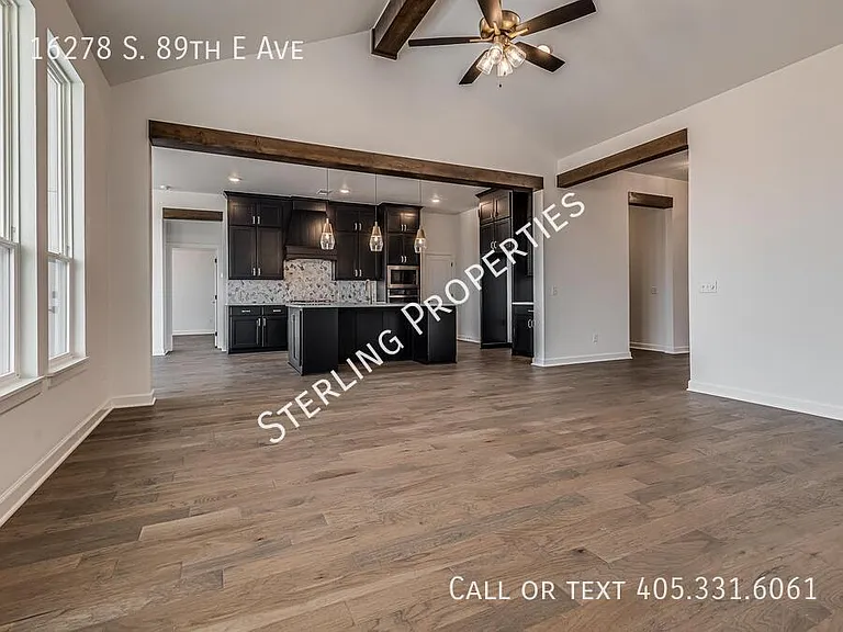 16278 S 89th East Ave — Photo 10
