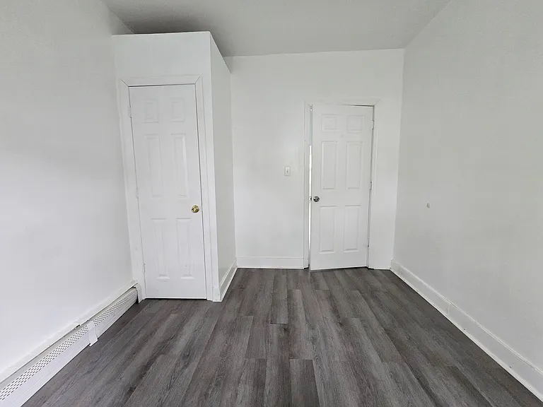 24 Harrison Pl #1 — Photo 12