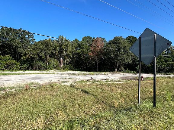 5th image of 2116 State Highway 300 S