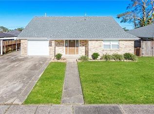2916 Charles Dr, Chalmette, LA 70043
