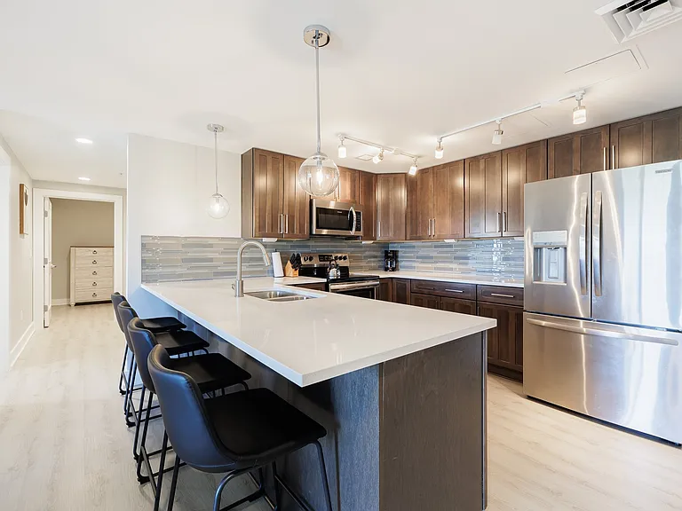 205 Lakeshore Dr #412 — Photo 11