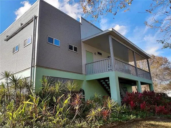 155 Guava St, Punta Gorda, FL 33980
