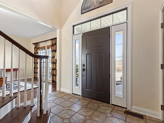 3rd image of 5603 Sunridge Dr