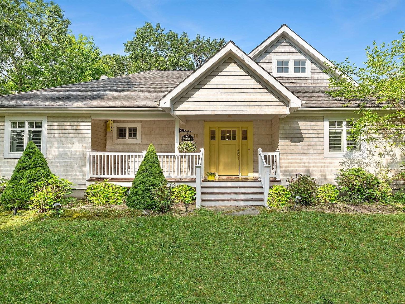 10 Foxboro, East Quogue, NY 11946 Zillow