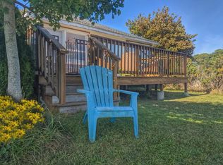 4 Roosevelt St #R, Wareham, MA 02571