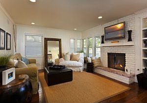 Great room w/gas/wood fire place