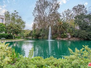 8105 Raintree Cir, Culver City, CA 90230