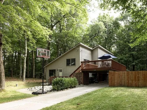 1430 North Cswy, Muskegon, MI 49445