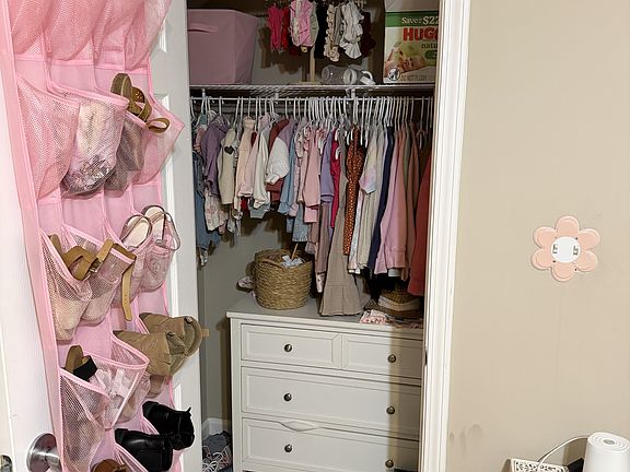 5th image of 275 Lost River Ln #1