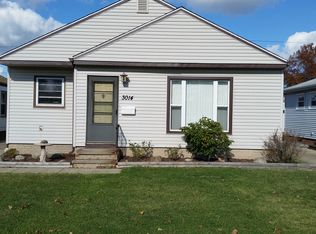 3014 Center Dr, Parma, OH