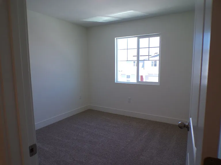 4333 Frontier Way — Photo 17