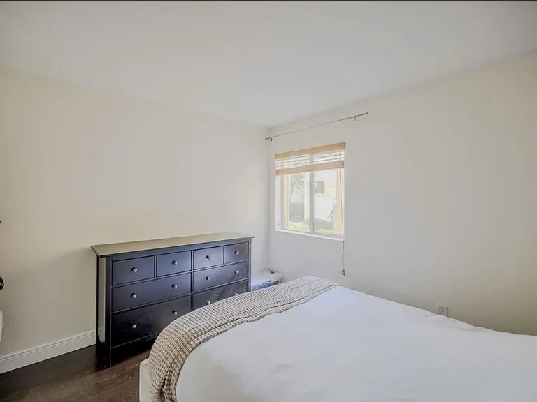 6245 SW 47th Mnr #101 — Photo 33