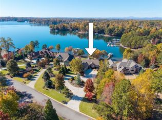 802 Clifton Ct, Seneca, SC 29672